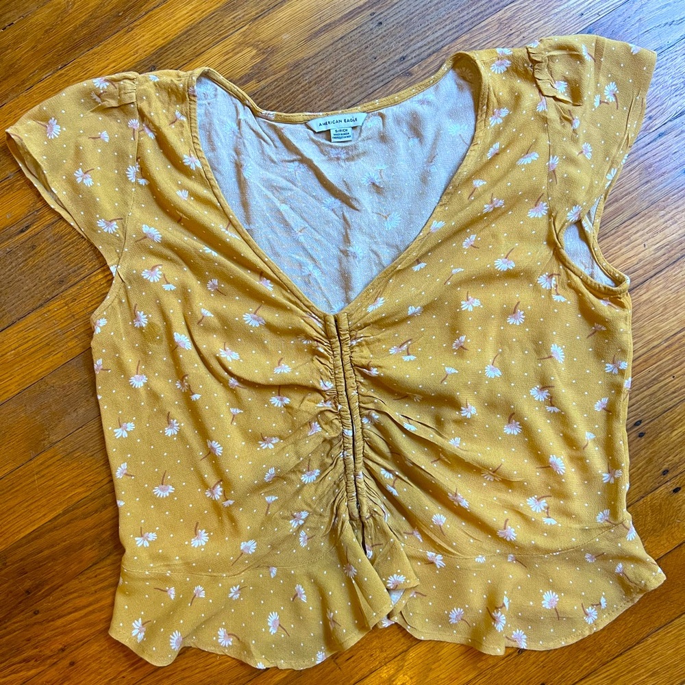 American Eagle Small Yellow Floral Blouse